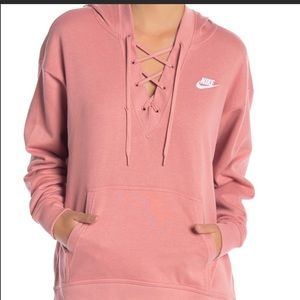nike sweatshirt